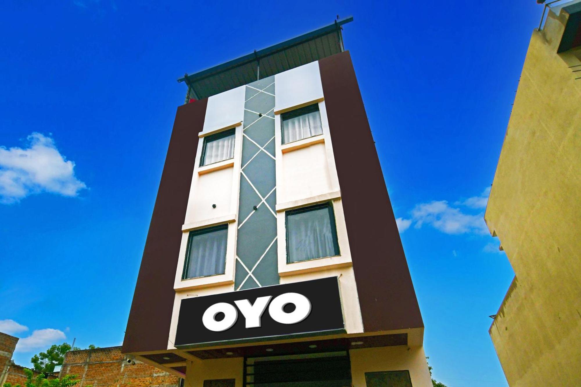 Oyo Flagship Hotel Blue Tick インドール エクステリア 写真